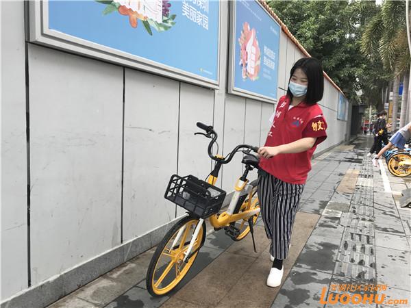 吳克群騎電動車街邊買水果精確分析解析說明_瓷版50.53.58